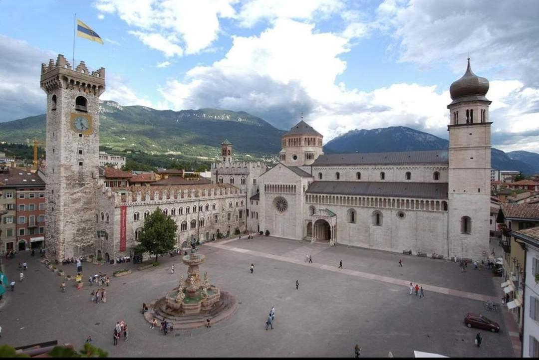 B&B And Apartments Al Duomo Trento Exteriér fotografie